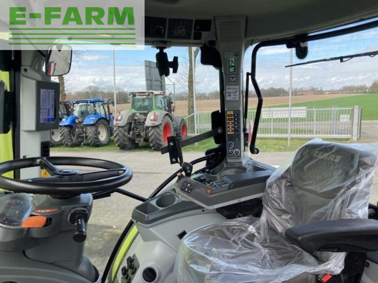 Farm tractor CLAAS arion 650 st4 cmatic: picture 10