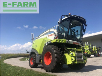 Forage harvester CLAAS Jaguar 870