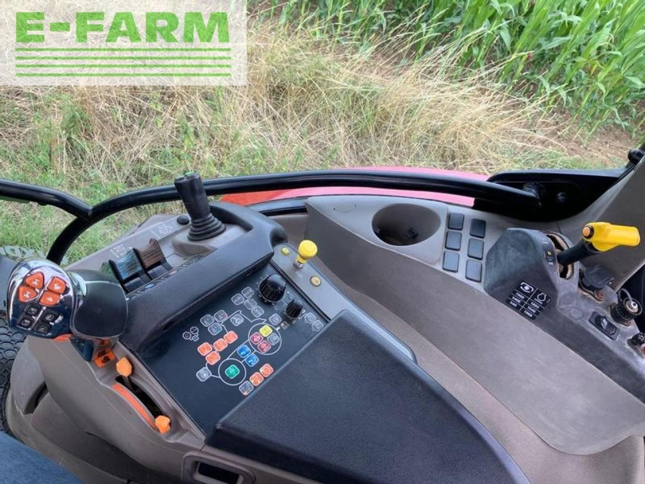 Farm tractor Case-IH maxxum 125 cvx: picture 10