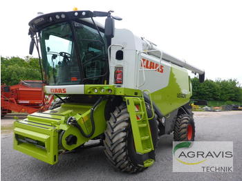 Combine harvester Claas Lexion 670: picture 1