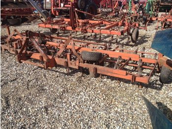 Combine seed drill 450
