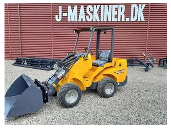 Eurotrac W11 Teleskob  - Compact loader
