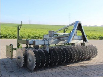 Fliegl P2P57 2600 Profiwalze mit Federzinkenvoregge - Farm roller