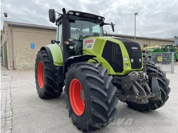 Farm tractor CLAAS Axion 850