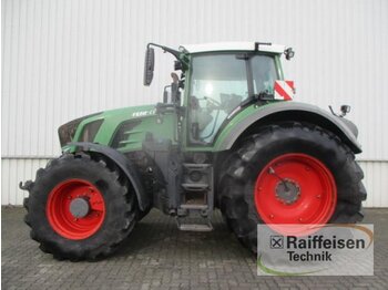 Farm tractor Fendt 828 Vario S4 ProfiPlus