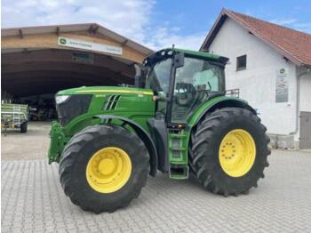 John Deere 6210 r - farm tractor