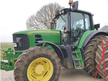 Farm tractor John Deere 6930 premium