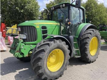 John Deere 7430 - farm tractor