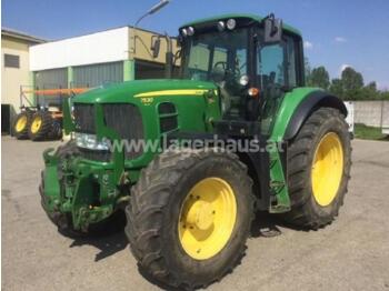 Farm tractor John Deere 7530p
