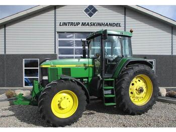 Farm tractor John Deere 7710 Med frontlift