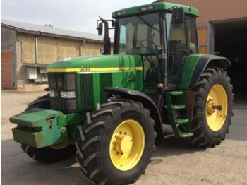 Farm tractor John Deere 7810 TLS