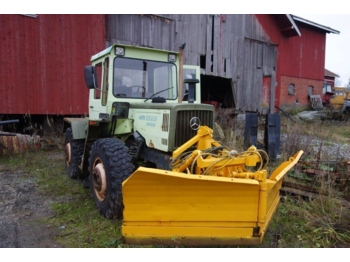 MB Trac 1000 - Farm tractor