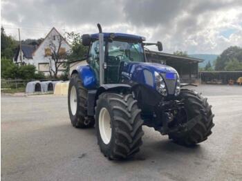 New Holland t7270 - farm tractor