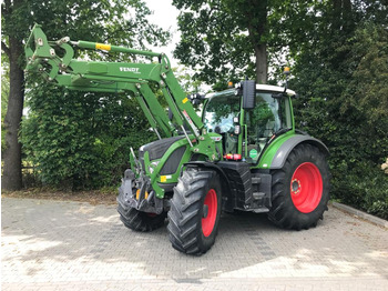 Farm tractor FENDT 516 Vario