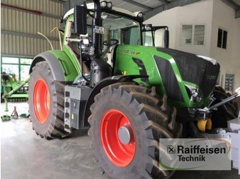 Farm tractor Fendt 824 Vario S4 Power: picture 1