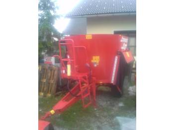 Trioliet Solomix 700 - Forage mixer wagon