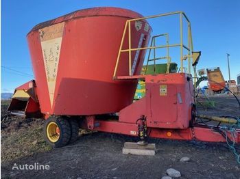 Forage mixer wagon UNIVERSAL Unifeed