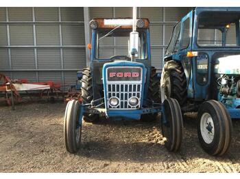 Farm tractor Ford 3000: picture 1