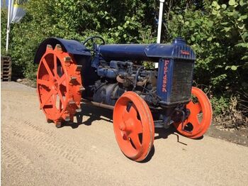 Farm tractor Fordson 1921: picture 1