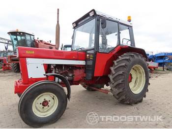 Farm tractor International 844s: picture 1