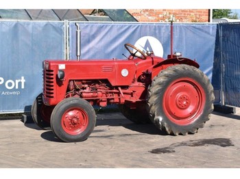 Farm tractor International IH250: picture 1