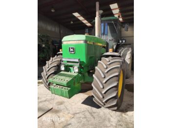 Farm tractor JOHN DEERE 4850: picture 1
