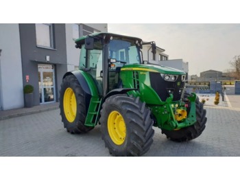 Farm tractor JOHN DEERE 6110 MC: picture 1