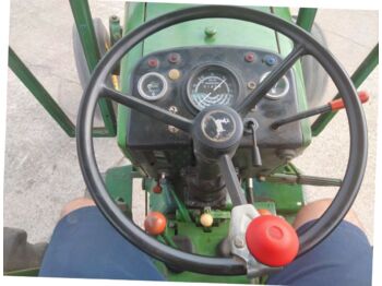 Farm tractor John Deere 2030: picture 1