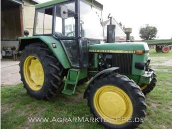 Farm tractor John Deere 2130 HFWD FCSC: picture 1