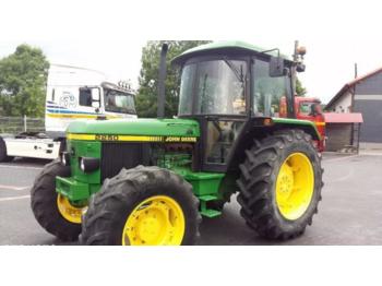Farm tractor John Deere 2250 cabine SG2: picture 1