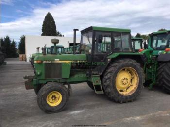 Farm tractor John Deere 3140: picture 1