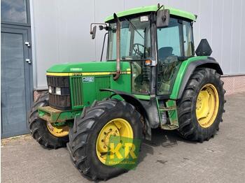 Farm tractor John Deere 6010: picture 1