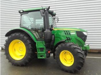 Farm tractor John Deere 6110R: picture 1