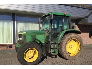 Farm tractor John Deere 6110 premium: picture 1