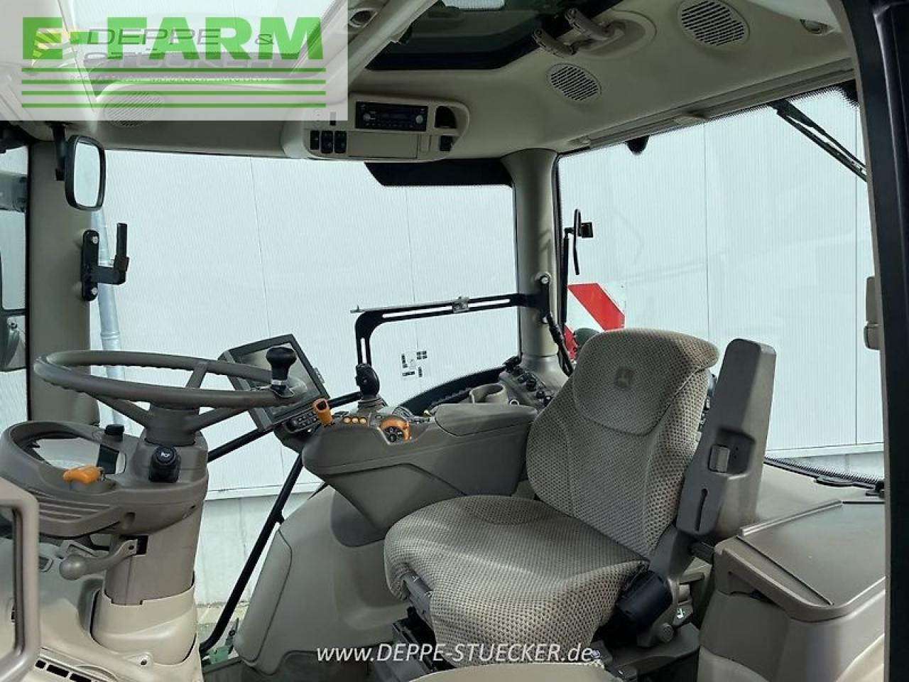 Farm tractor John Deere 6145r directdrive: picture 7