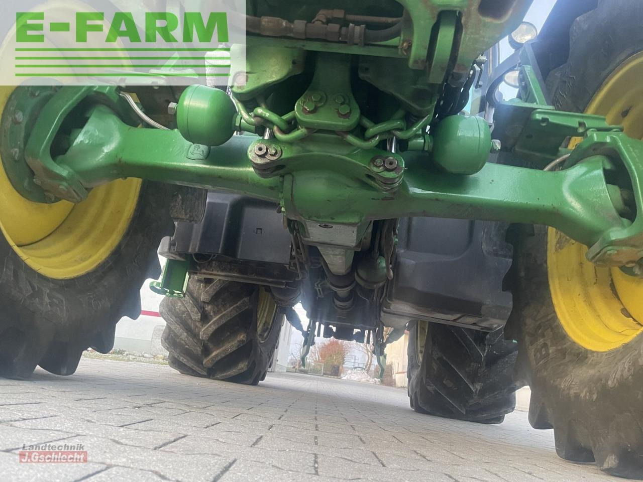 Farm tractor John Deere 6150r autopower: picture 16