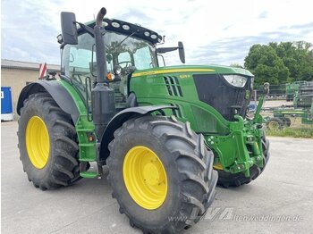 Farm tractor John Deere 6215R: picture 1