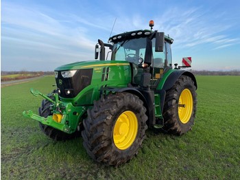 Farm tractor John Deere 6230R: picture 1
