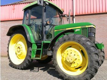 Farm tractor John Deere 6310 SE: picture 1