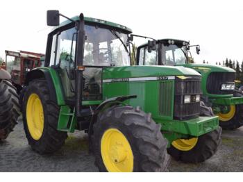 Farm tractor John Deere 6510: picture 1