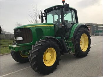 Farm tractor John Deere 6620: picture 1