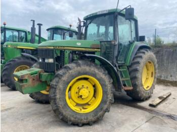 Farm tractor John Deere 6800: picture 1