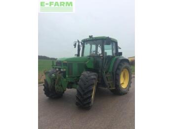 Farm tractor John Deere 6900: picture 1