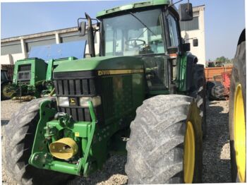 Farm tractor John Deere 6910: picture 1