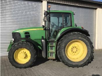 Farm tractor John Deere 7430 premium: picture 1