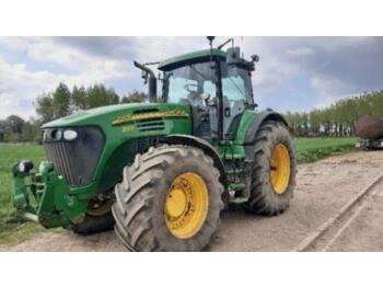 Farm tractor John Deere 7920: picture 1