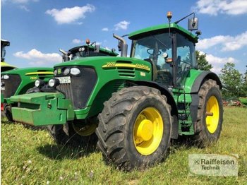 Farm tractor John Deere 7920: picture 1