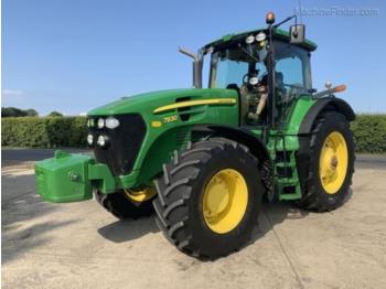 Farm tractor John Deere 7930: picture 1