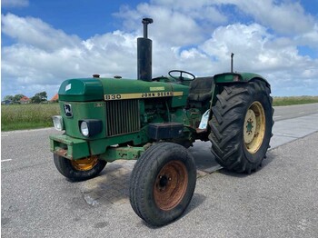 Farm tractor John Deere 830: picture 1