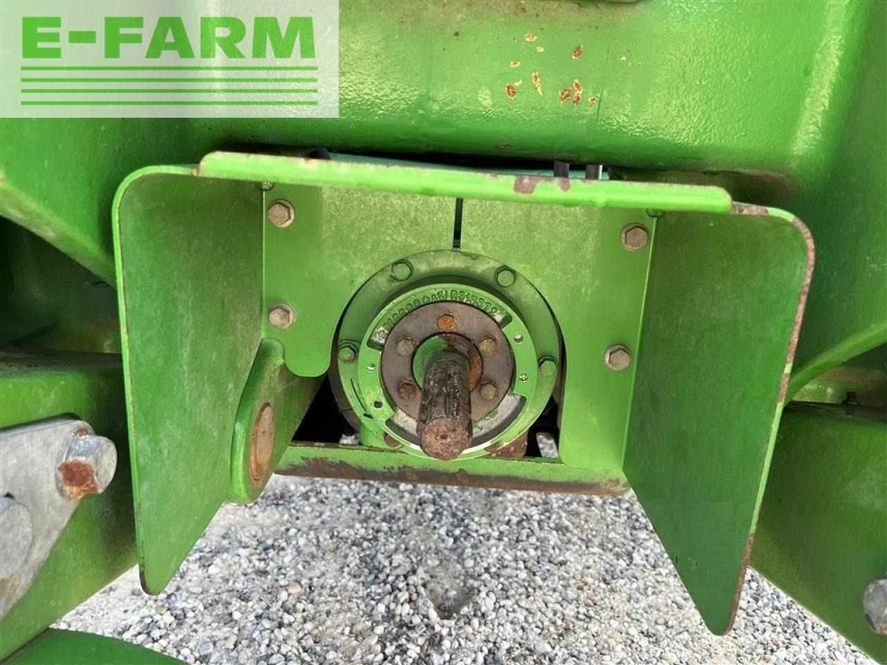 Farm tractor John Deere 8320r med front lift og front pto: picture 8